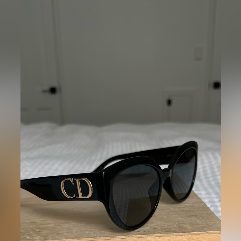 Dior sunglasses 56mm - Picture 3 of 4